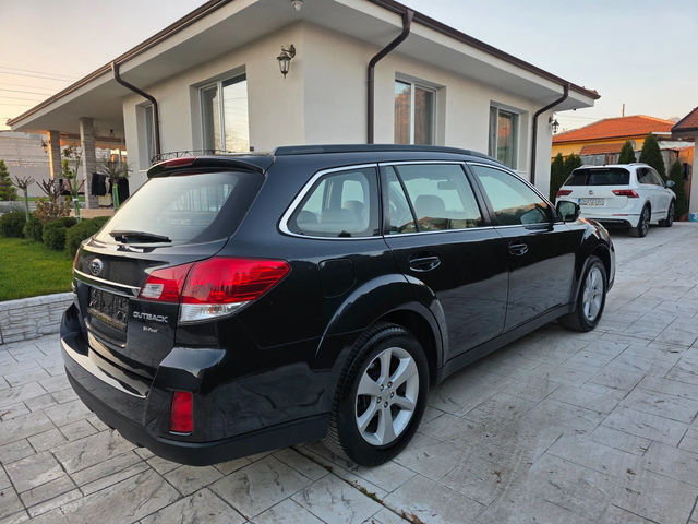 Subaru Outback 2.5 AVTO  GPL AWD - автомобили, коли, обяви за нови и употребявани 3