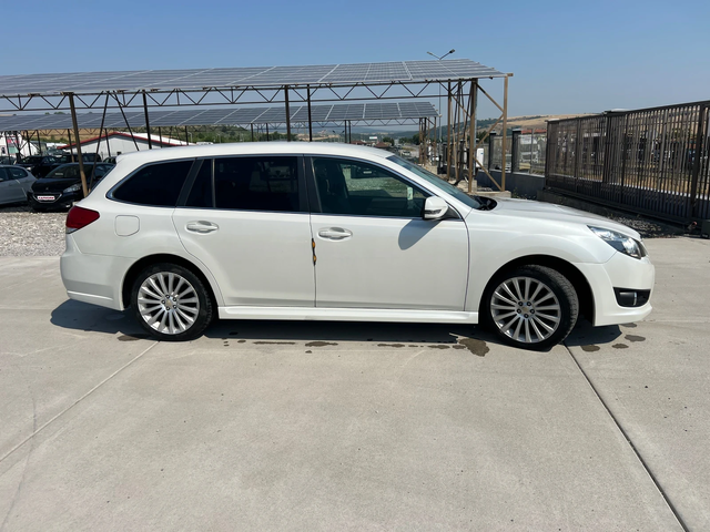 Subaru Outback 2.0d 4x4!! - автомобили, коли, обяви за нови и употребявани 8