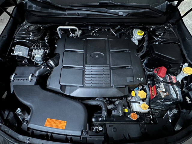 Subaru Outback 3.6 Touring 4x4 - автомобили, коли, обяви за нови и употребявани 15