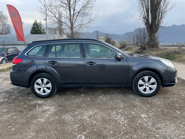 Subaru Outback 2.0D-4x4-ITALIA - автомобили, коли, обяви за нови и употребявани 2