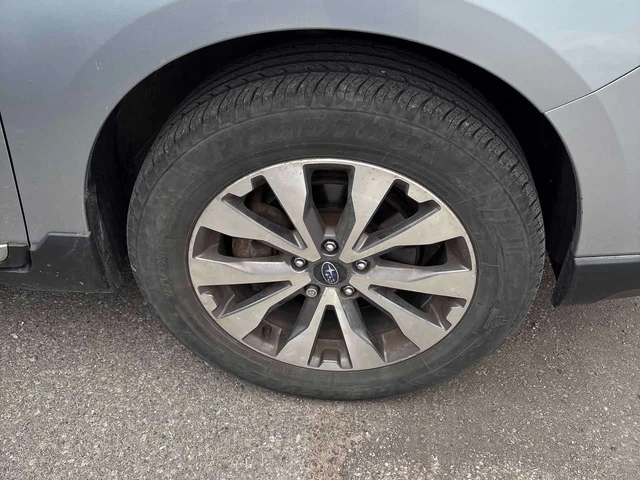Subaru Outback * 5dr Wgn CVT 2.5i w/Tech Pkg * PANO* KEYLESS* - автомобили, коли, обяви за нови и употребявани 6