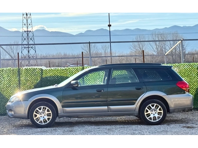 Subaru Outback 2.5i НАВИГАЦИЯ - автомобили, коли, обяви за нови и употребявани 2