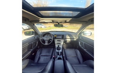 Subaru Outback 2.5i НАВИГАЦИЯ - автомобили, коли, обяви за нови и употребявани 9