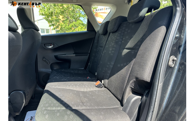 Subaru Trezia 1.3i 99 к.с. - автомобили, коли, обяви за нови и употребявани 8