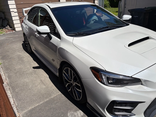 Subaru WRX * * CARFAX * * АВТО КРЕДИТ * * - автомобили, коли, обяви за нови и употребявани 4