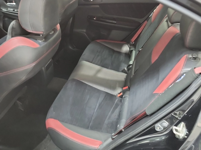 Subaru WRX STI AWD - автомобили, коли, обяви за нови и употребявани 9