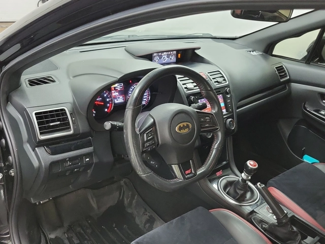 Subaru WRX STI AWD - автомобили, коли, обяви за нови и употребявани 8