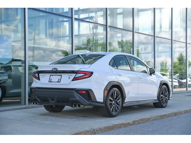 Subaru WRX SPORT* AWD* Сервизна история - автомобили, коли, обяви за нови и употребявани 4