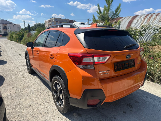 Subaru XV 2.0 Premium 4x4 - автомобили, коли, обяви за нови и употребявани 3