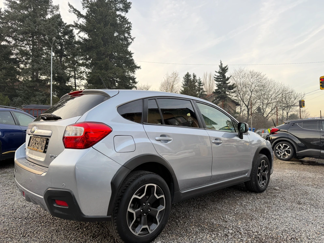 Subaru XV 2.0 Face Luxury Euro 6 - автомобили, коли, обяви за нови и употребявани 3