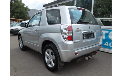 suzuki-grand-vitara-2-4-avtomatik-3vrati - 1