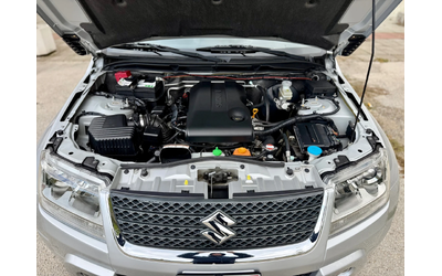 Suzuki Grand vitara 2.4i AUTOMATIC - автомобили, коли, обяви за нови и употребявани 14