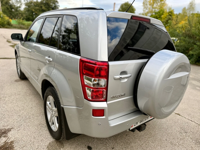Suzuki Grand vitara 2.4i AUTOMATIC - автомобили, коли, обяви за нови и употребявани 4