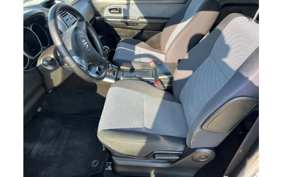 Suzuki Grand vitara 1.9 D - автомобили, коли, обяви за нови и употребявани 8