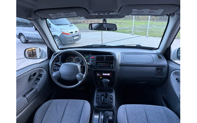 Suzuki Grand vitara Автоматик/Климатик/Повдигнат/Кални Гуми/Печка/Темп - автомобили, коли, обяви за нови и употребявани 10