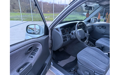 Suzuki Grand vitara Автоматик/Климатик/Повдигнат/Кални Гуми/Печка/Темп - автомобили, коли, обяви за нови и употребявани 12