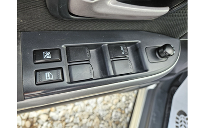 Suzuki Grand vitara 2.0i - автомобили, коли, обяви за нови и употребявани 11