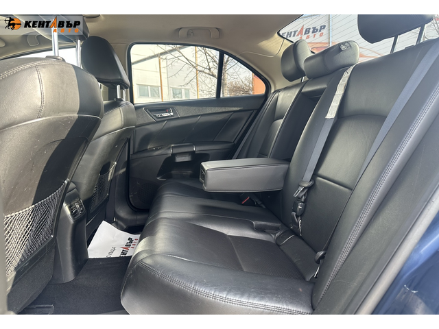 Suzuki Kizashi 2.4/4x4/Автомат - автомобили, коли, обяви за нови и употребявани 8
