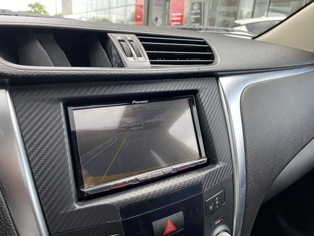 Suzuki Kizashi 2.4 AUT AWD - автомобили, коли, обяви за нови и употребявани 10