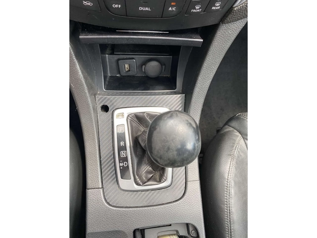 Suzuki Kizashi 2.4 AUT AWD - автомобили, коли, обяви за нови и употребявани 11