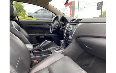 Suzuki Kizashi 2.4 AUT AWD - автомобили, коли, обяви за нови и употребявани 15