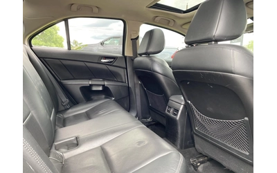 Suzuki Kizashi 2.4 AUT AWD - автомобили, коли, обяви за нови и употребявани 16