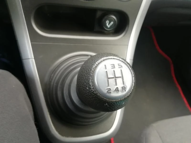 Suzuki Splash 1,3DDIS UNIKAT!!!! - автомобили, коли, обяви за нови и употребявани 12