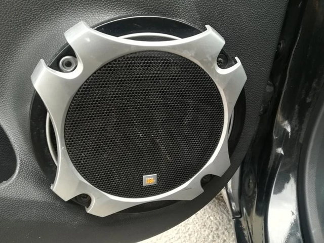 Suzuki Splash 1,3DDIS UNIKAT!!!! - автомобили, коли, обяви за нови и употребявани 9