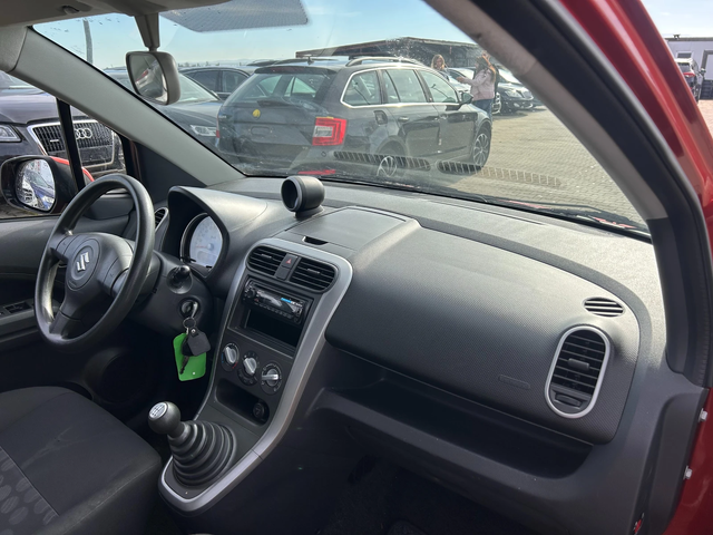 Suzuki Splash 1.0i EURO 4 - автомобили, коли, обяви за нови и употребявани 9