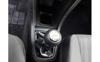 Suzuki Swift 1, 2i 4x4 - автомобили, коли, обяви за нови и употребявани 11