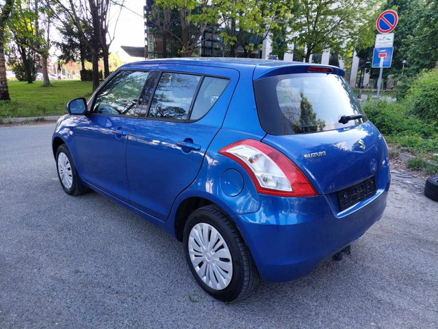 Suzuki Swift 1, 2i 4x4 - автомобили, коли, обяви за нови и употребявани 4