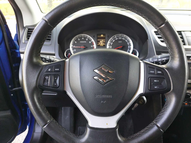 Suzuki Swift 1, 2i 4x4 - автомобили, коли, обяви за нови и употребявани 8