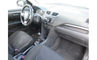 Suzuki Swift 1.3DDIS 75ps * ПЕРФЕКТЕН* - автомобили, коли, обяви за нови и употребявани 9