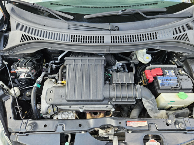 Suzuki Swift 1.3i-92кс= КЛИМАТИК= 187.000км - автомобили, коли, обяви за нови и употребявани 14