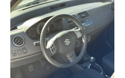 Suzuki Swift 1.3I - автомобили, коли, обяви за нови и употребявани 8