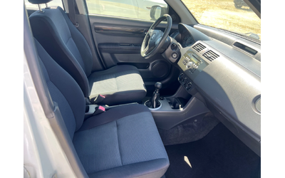 Suzuki Swift 1.3 4Х4 - автомобили, коли, обяви за нови и употребявани 10
