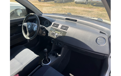Suzuki Swift 1.3 4Х4 - автомобили, коли, обяви за нови и употребявани 11