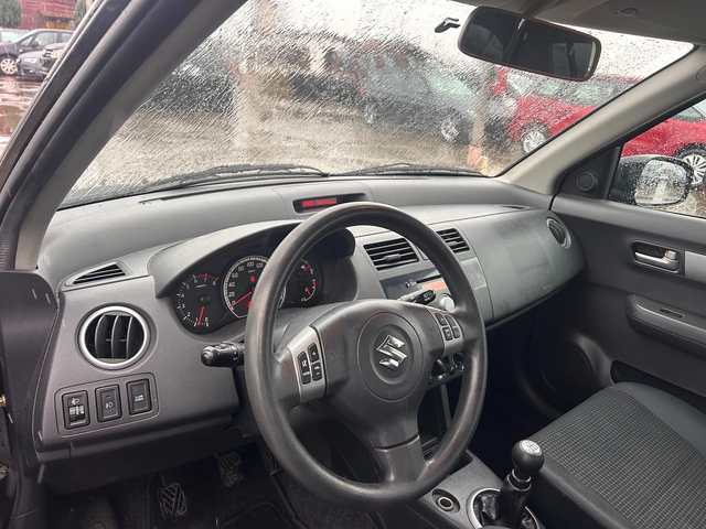 Suzuki Swift 1.3i EURO 4 - автомобили, коли, обяви за нови и употребявани 10