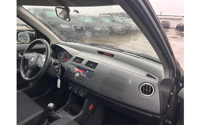 Suzuki Swift 1.3i EURO 4 - автомобили, коли, обяви за нови и употребявани 9