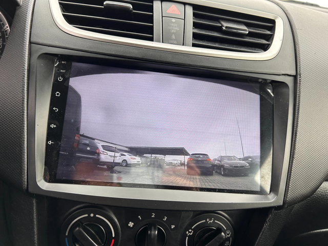 Suzuki Swift 1.2GAZ NAVI 4X4 - автомобили, коли, обяви за нови и употребявани 12