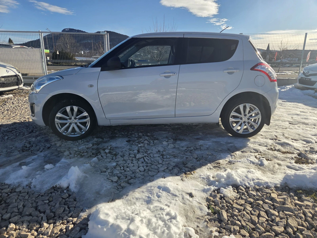 Suzuki Swift 4x4 - автомобили, коли, обяви за нови и употребявани 3