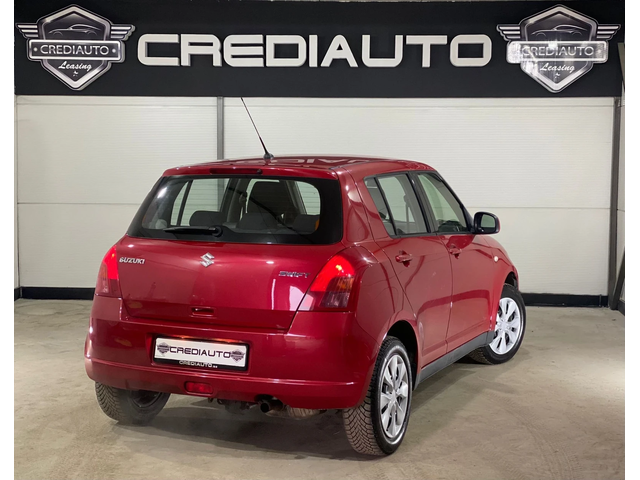 Suzuki Swift 1.3i - автомобили, коли, обяви за нови и употребявани 5