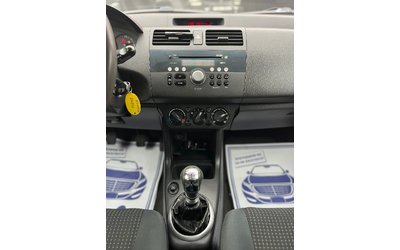 Suzuki Swift 1.3DDIS* КЛИМАТИК* ТОП* СОБСТВЕН ЛИЗИНГ - автомобили, коли, обяви за нови и употребявани 10