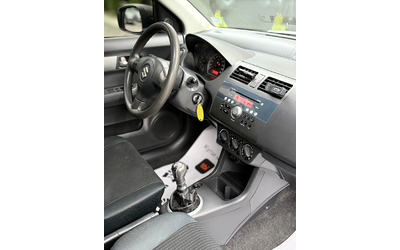 Suzuki Swift 1.3DDIS* КЛИМАТИК* ТОП* СОБСТВЕН ЛИЗИНГ - автомобили, коли, обяви за нови и употребявани 9