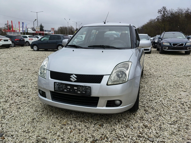 Suzuki Swift 1.3i 16v * UNIKAT* - автомобили, коли, обяви за нови и употребявани 0
