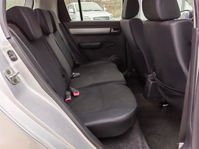 Suzuki Swift 1.3i 16v * UNIKAT* - автомобили, коли, обяви за нови и употребявани 15