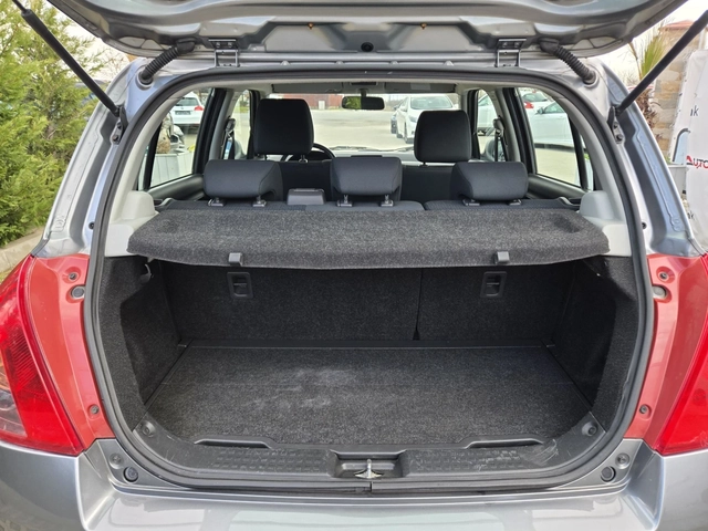 Suzuki Swift 1.3i-92кс= ФАБРИЧНА ГАЗ* BRC* = КЛИМАТИК - автомобили, коли, обяви за нови и употребявани 9