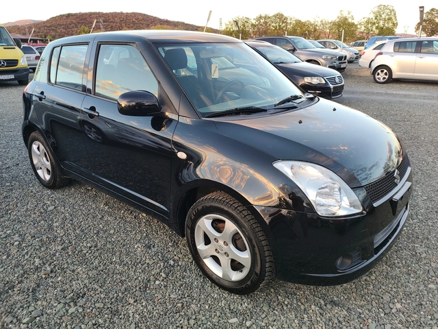 Suzuki Swift 1.3 I.  4x4 - автомобили, коли, обяви за нови и употребявани 1