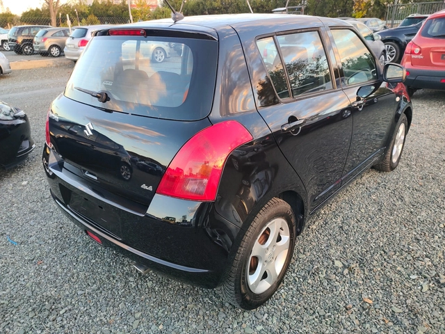 Suzuki Swift 1.3 I.  4x4 - автомобили, коли, обяви за нови и употребявани 3