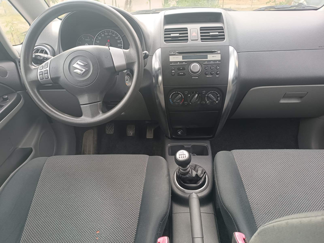 Suzuki SX4, 2007 г., 109000 км, 90 к.с. - автомобили, коли, обяви за нови и употребявани 8